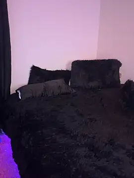 Gigisbooty - Finger pussy 2 minutes