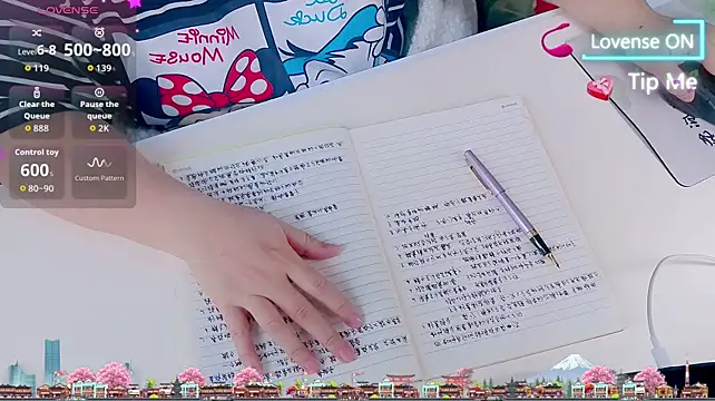 Angel99ecup - 看BB丝袜脚脚小粉插入菊花手指疯狂抽插到菜单下单