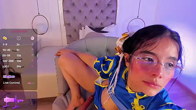 Pame_Parker_ - play nipples +milk in mouth