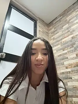 Sofi-jimenez - FUCK ME UNDERTABLE + CUM ORGASM💦🔥