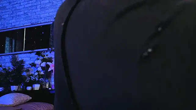 Alex_Howell's Live XXX Chat