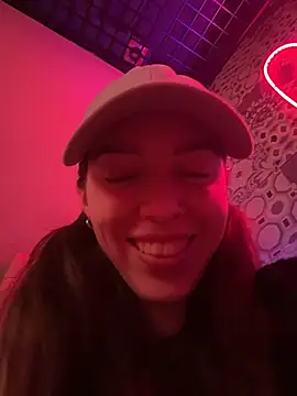 Lolya_'s Live XXX Chat