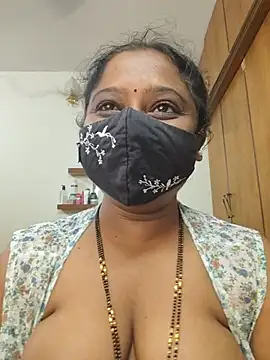 Sexynayan23 - Vibrator in pussy