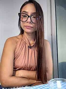 Amira_cute2