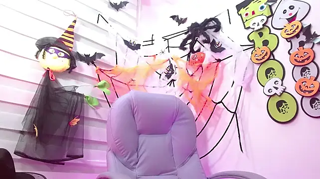 Keli_milk - do a 360-degree turn