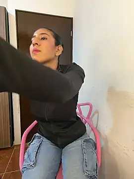 Violet_rousse7 - Two finger in my pussy