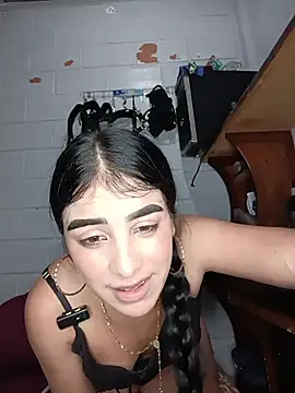 Bigtiti01 - Deep blowjobs full naked