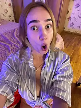 SugarDanger - Slap naked ass in doggy
