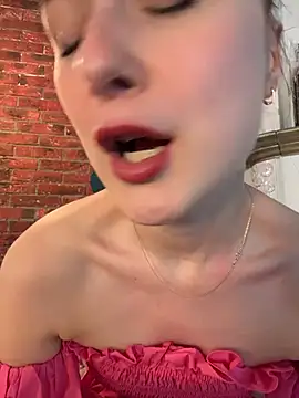 Dina_Tease - HAPPY B-DAY DINA! KISS ME PLEASE!!!