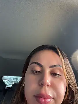 LariiHotWife - Masturbar na consulta 💦💦