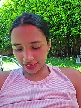 Lorena_Mcfly - remove bra 🍒+ 10 spanks tits🖐️