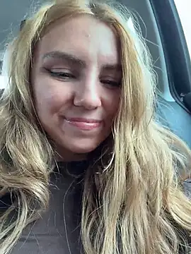 -stray-cat- - finger in pussy and taste it