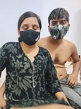 Your___Riya - Pussy flash in public 😘😘🥰