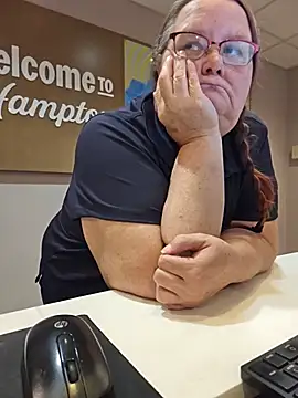 Hornybbw1978 - Can't show anything when working