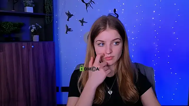 Lisa_dark_ - doggy in panties