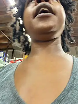 Ebony_Queeenx - Finger pretty pussy + quick squirt 💦