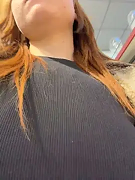 SlavicCandy - show my sweet pussy in mall