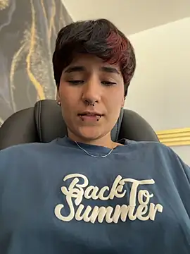 Emma_cute7 - Spank ass