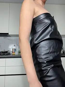 CurlyLara - 💎butt plug+VIDEO FOR LAST TIP