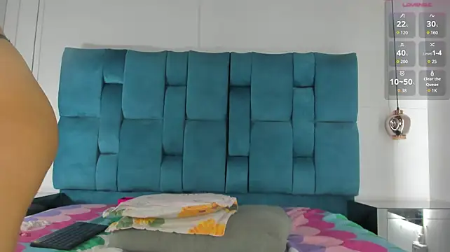Venezolana__caro - control my toy for 10 minutes