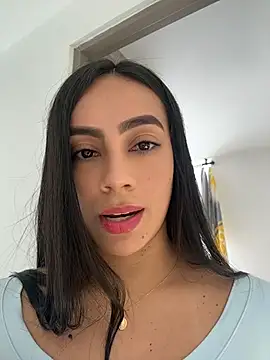 LauraCadwell - HEY LAURA DANCING + NAKED