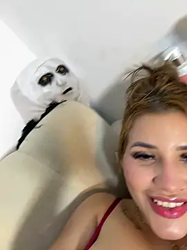 Noreee_02 - Show boobs and bounce 😊