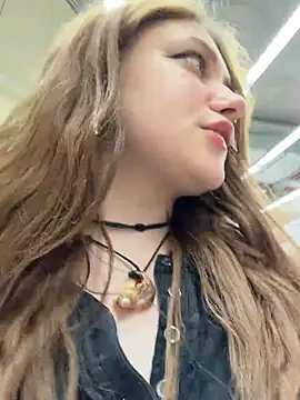 Lucy-joy - make me moan in public