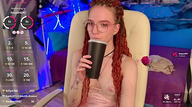 VioletShine - lick dildo + eye contact