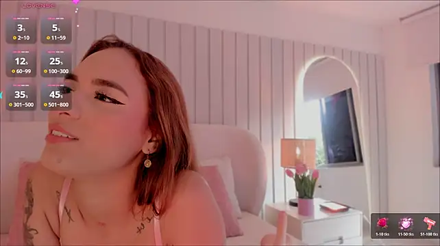 Amaia_foxx - fingering in bath