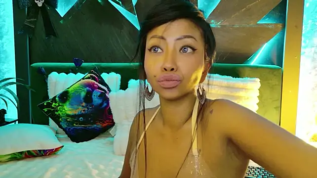 ElyaQuinn - Wrap my Juicy Lips around yours!