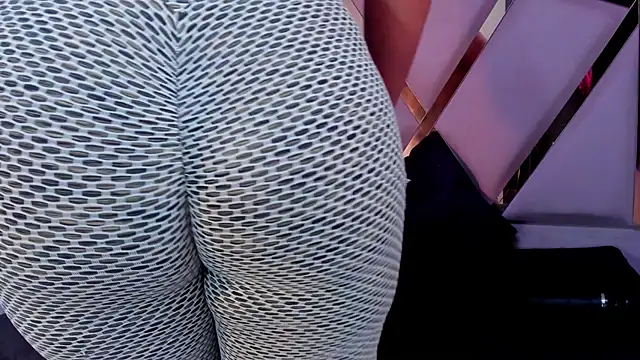 BustyyJuicy_Rs - I sit on your face 👅💦