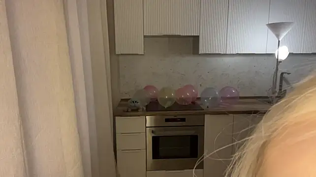 Mililluu - The First Lucky Ball - opens the last ti