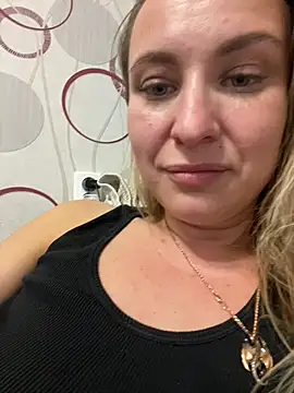 SweetOlga - Make my pussy fuking wet