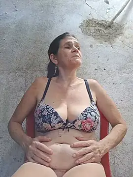 Kymy-camXXX - FINGER IN THE ASS