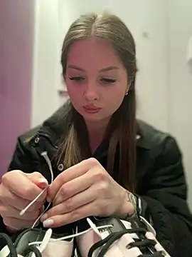KrisMagnoly - VibRRRRate my pussy