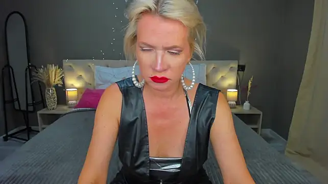 Karlen-Griessis - Wet my pussy