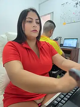 Angie_e - Open pussy in office Risky boss 🤫