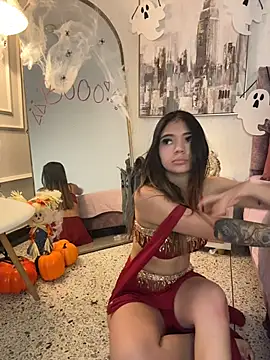 HoneyMollyX - RIDE YOUR COCK TILL I CUM !!