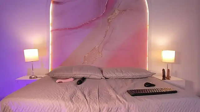 Maria_gil - ✮ Ride back dildo + oil ass 🍆🥵