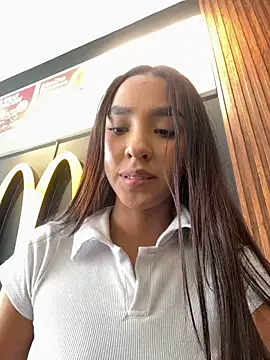 Sofi-jimenez - FUCK ME UNDERTABLE + CUM ORGASM💦🔥