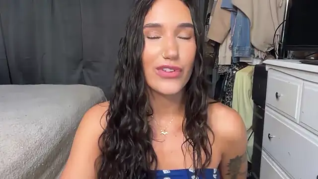 Ella2sweet - boob tease