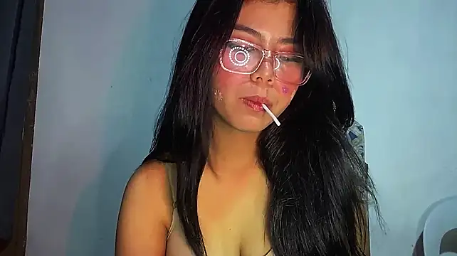 KaiVeloura - 💖kissy kiss💖