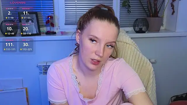 Mary_Blu - naked dancing