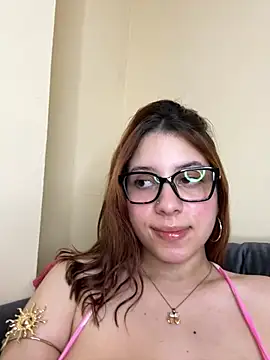 ValeryMoretti - Spit tits + spanking