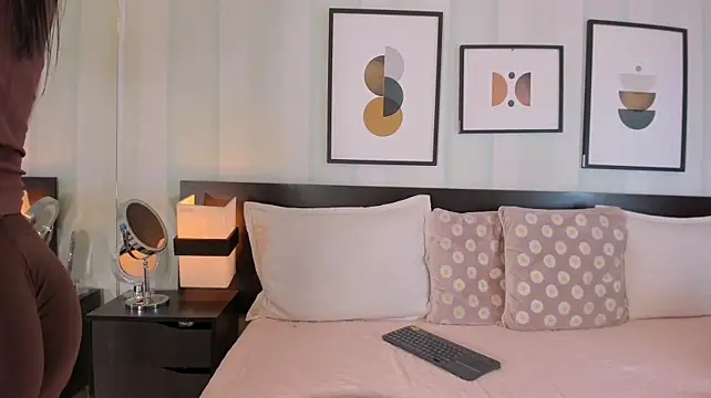 Lexis_Walker - RIDE PILLOW SENSUALL STYLE