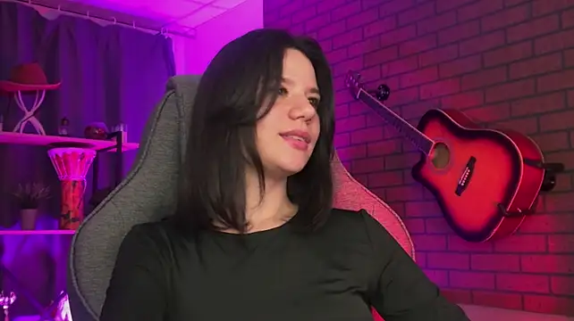 KataraRaven's Live XXX Chat