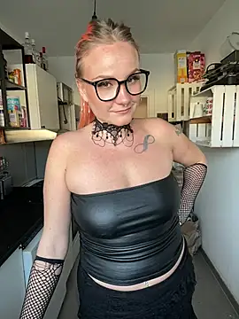 Fiebie_licious_ - 🔥Spit on my Tits!🔥