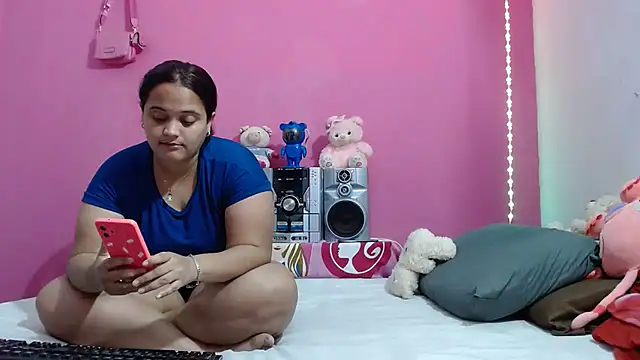 brunnette_hot