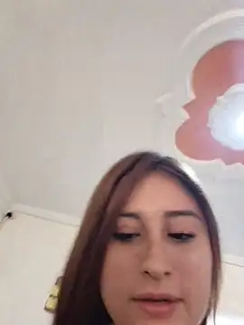 Julii_Sw - Fingers my pussy😏