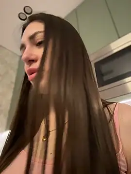 BOOMFOXY - Show my tits and hard nipples🍓🍓
